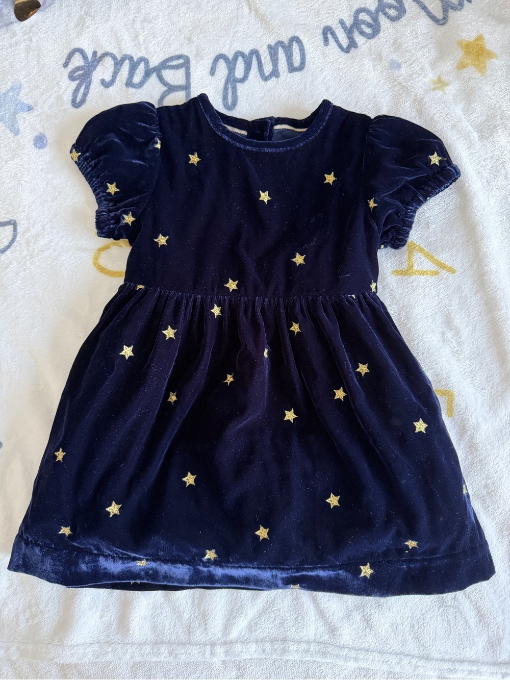 NWOT baby Boden Velvet dress 9-12M